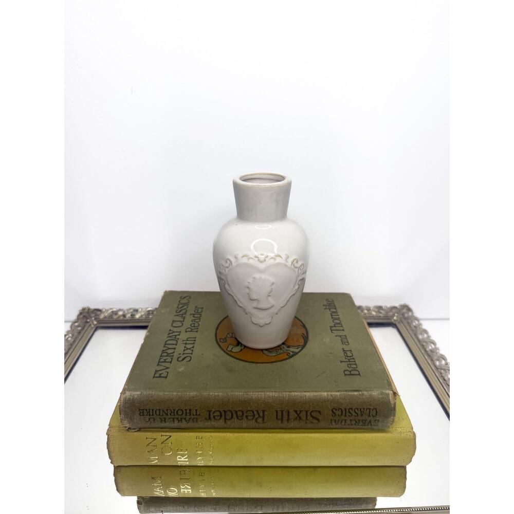 Vintage unique ceramic porcelain cameo vase